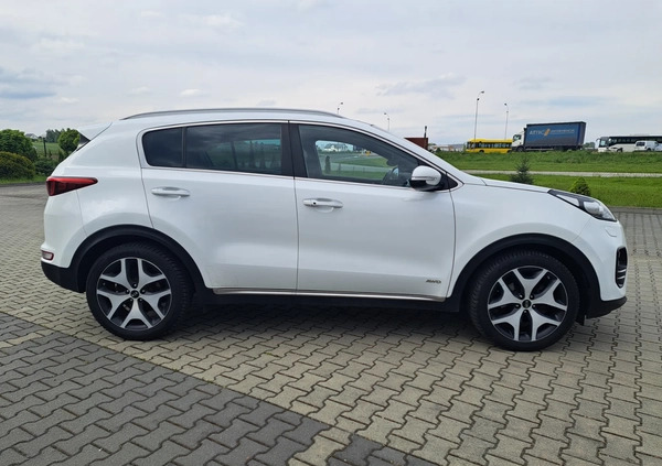 Kia Sportage cena 75500 przebieg: 179521, rok produkcji 2016 z Bochnia małe 781